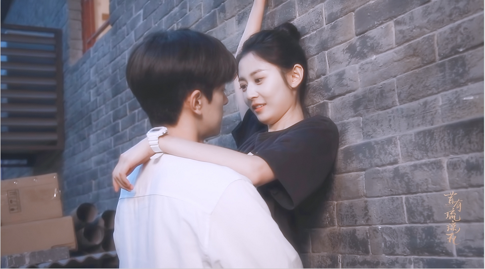 陈钰琪和林一吻戏上热搜新剧昔有琉璃瓦杀青这对cp磕到了