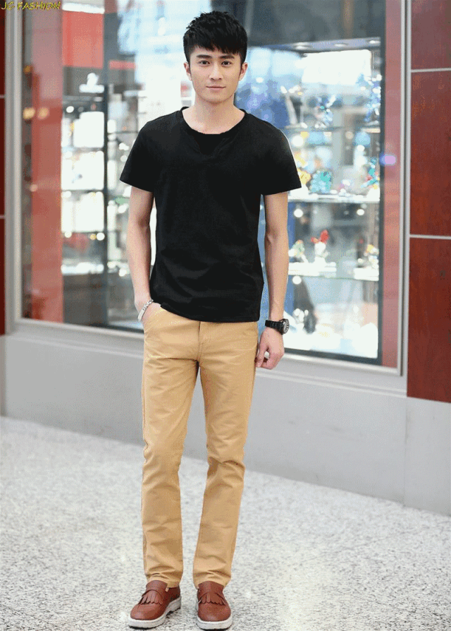 细竹竿男生怎么穿不瘦弱几条实用经验让你结实10斤