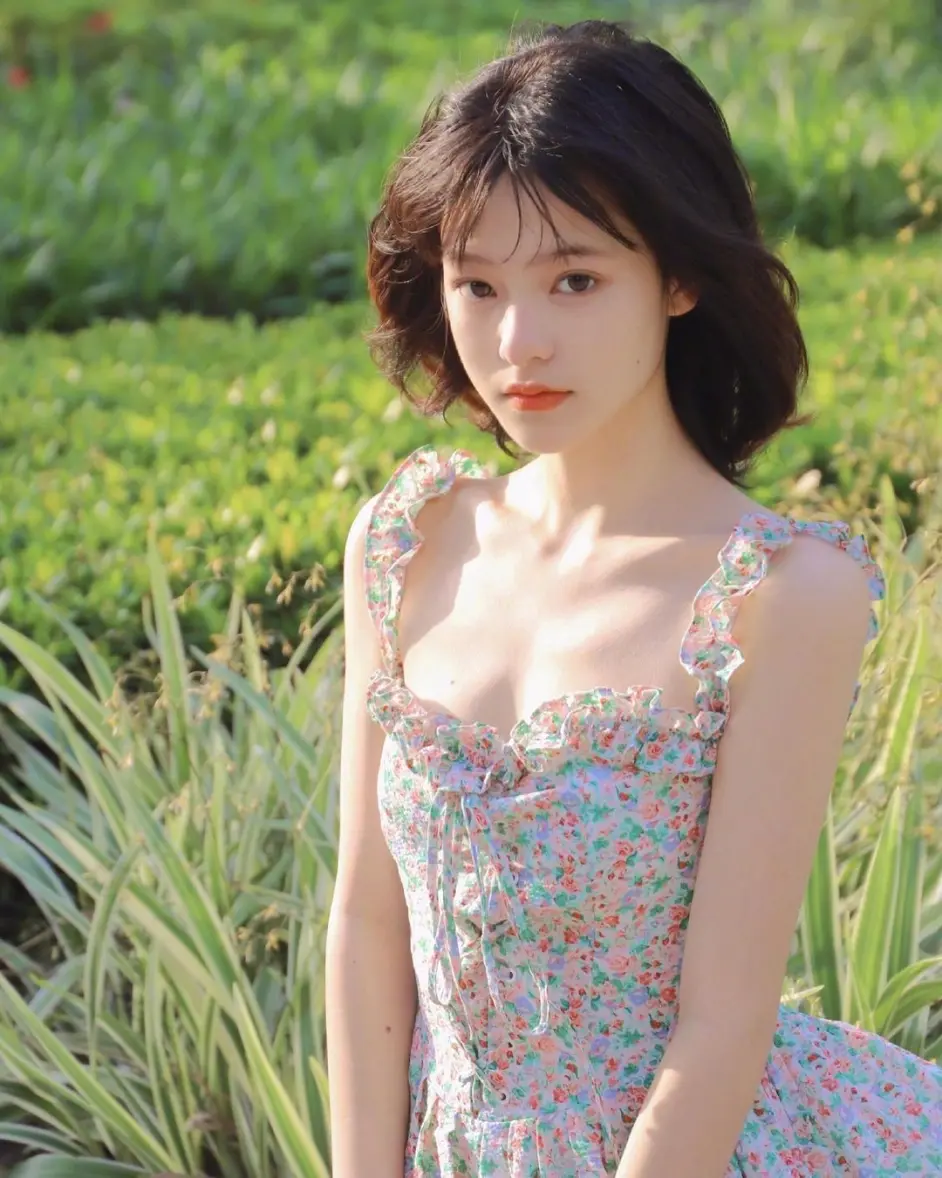 美女专栏 葵花妙飞鱼 哔哩哔哩