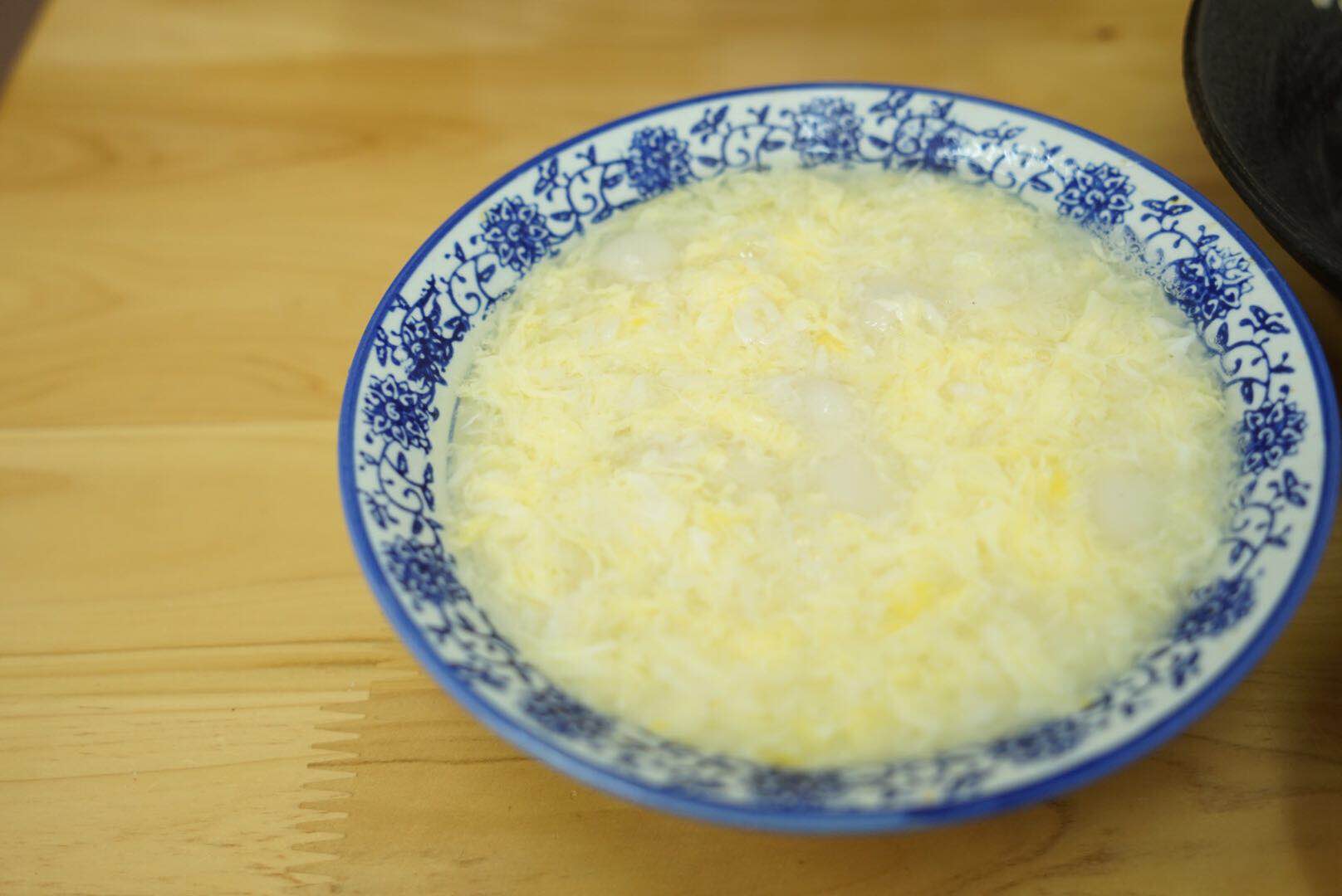 甜酒冲蛋减淡了甜酒强烈口感,又多了浓厚的蛋香,冬天的温暖来源.