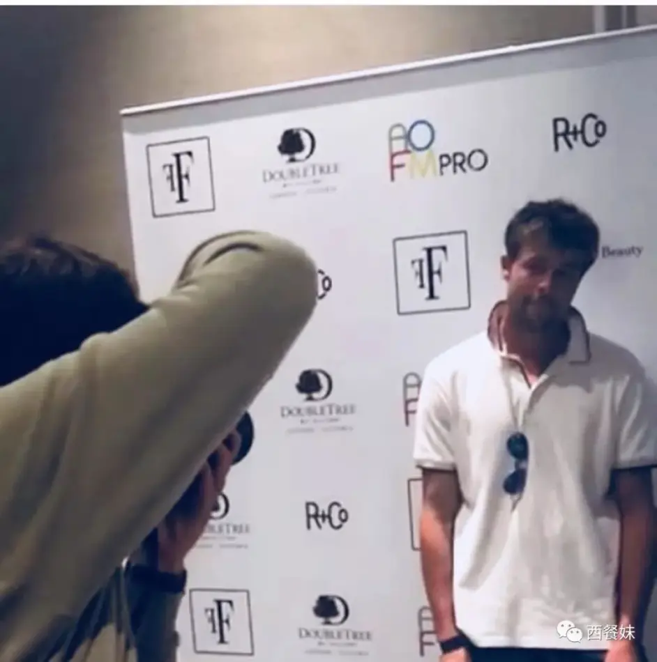 工地建筑工人因长得太像好莱坞万人迷brad Pitt人气走红 好不公 哔哩哔哩