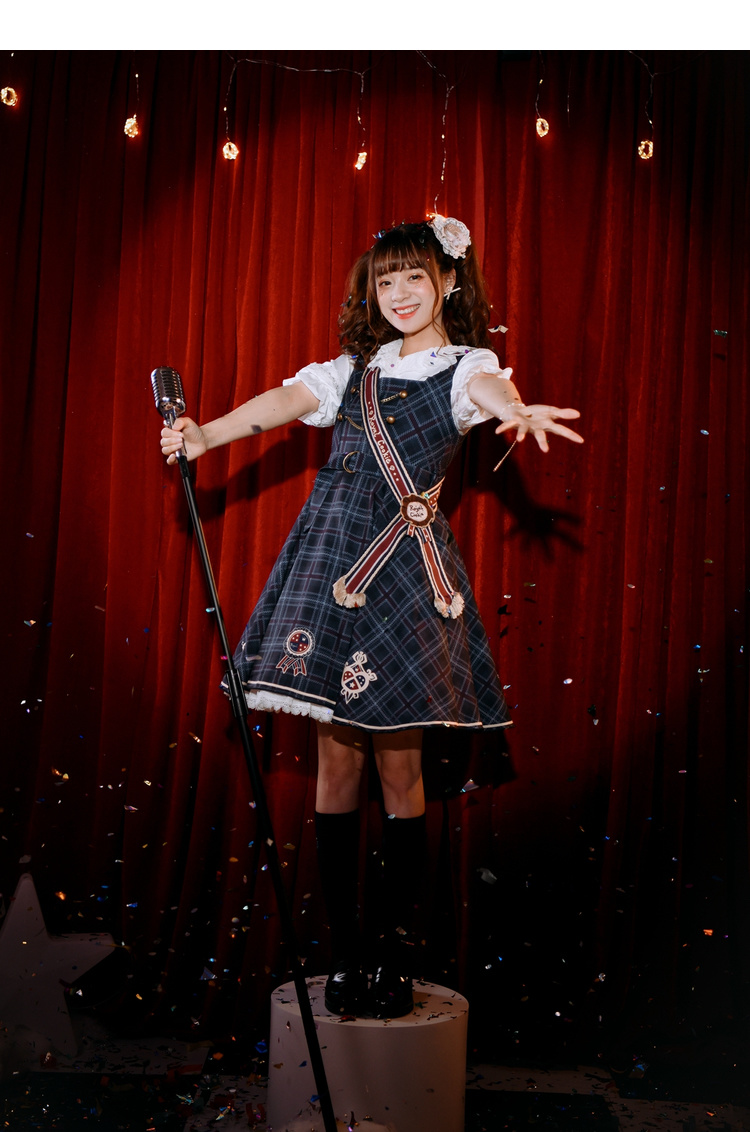 变身小偶像爱抖露少女打歌服来袭