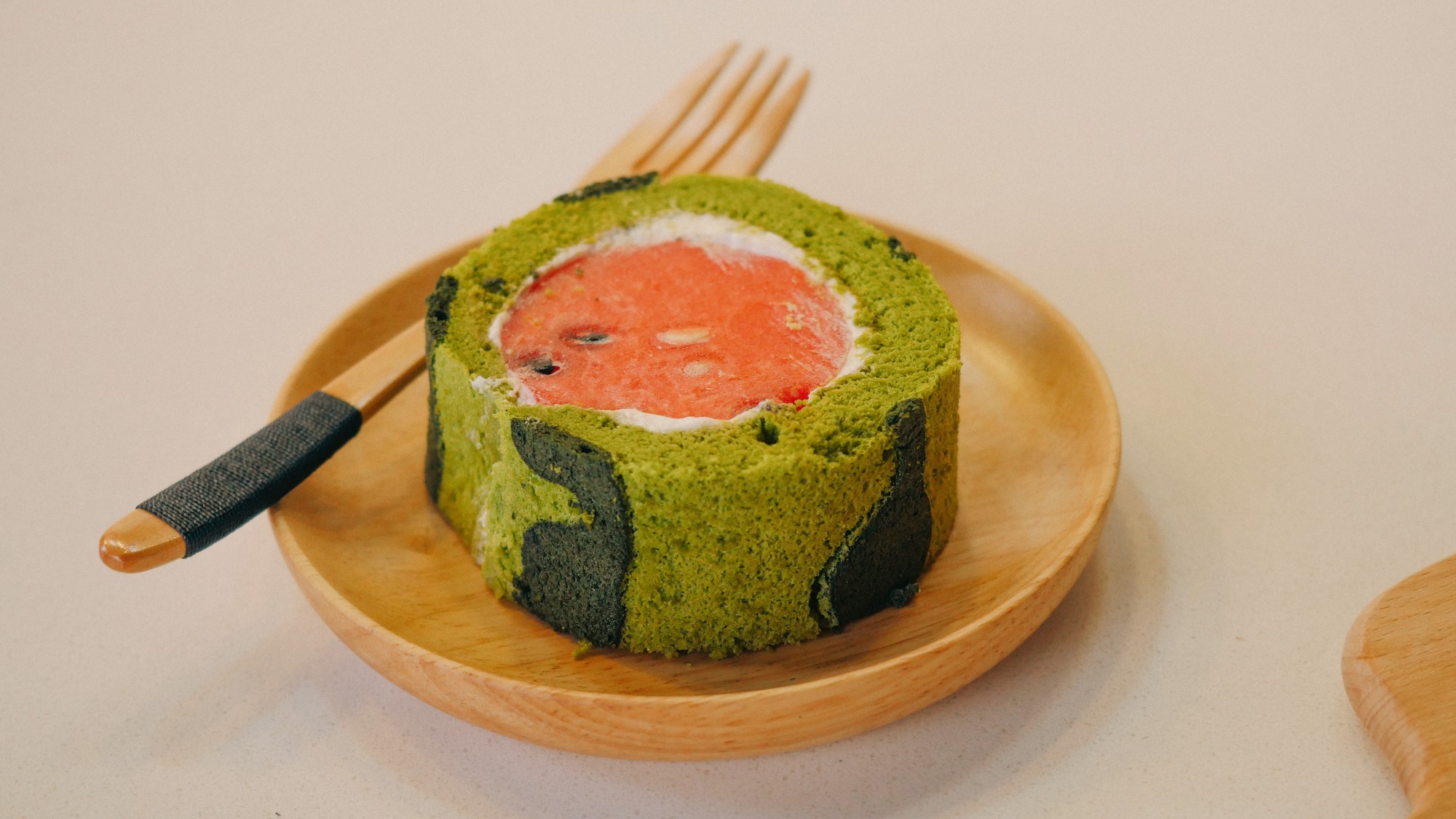 超萌的西瓜蛋糕卷,抹茶味的西瓜皮你吃过没有?