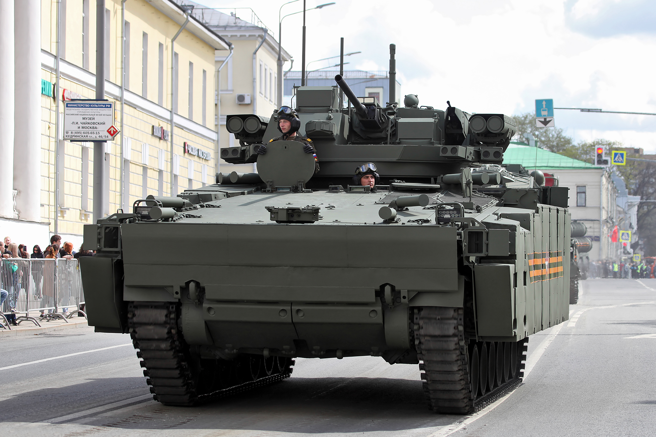 "库尔干人"25步兵战车(b-11 object 695 kurganets-25 with epokha