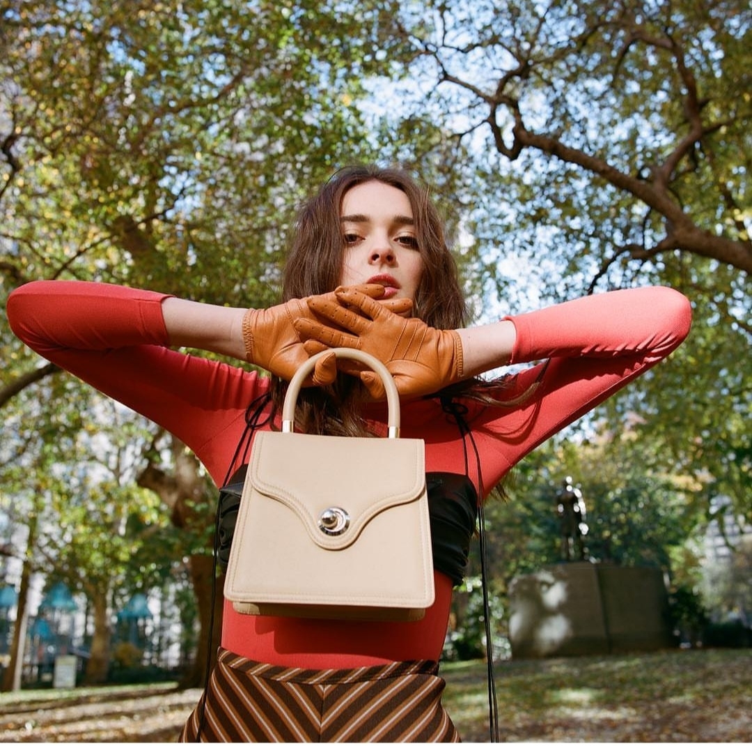 charlotte lawrence 最新街拍