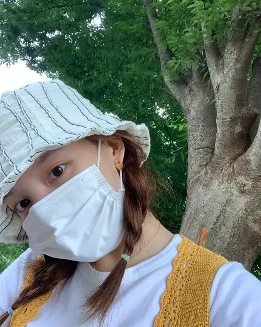 Twice娜琏 造型搭配 也很适合 充满少女感性 哔哩哔哩 Twice娜琏 造型搭配 也很适合 充满少女感性 哔哩哔哩