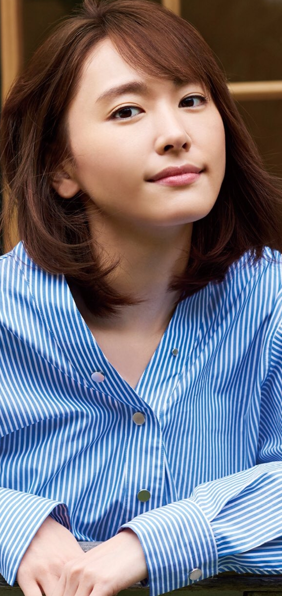 你们最爱的新垣结衣高清壁纸哦。大家喜欢的可