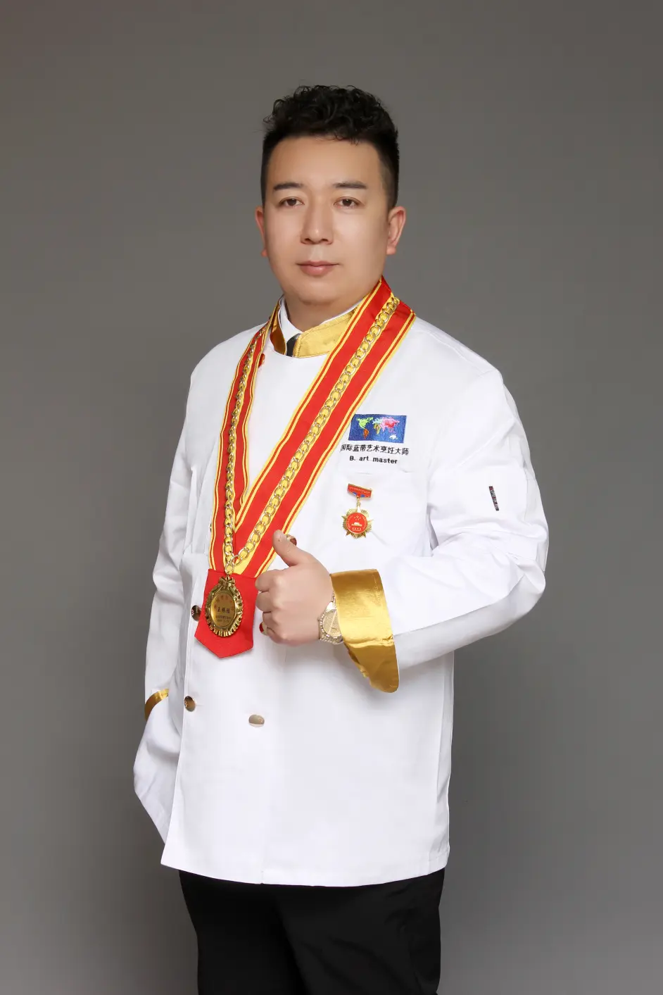 德艺双馨 中国烹饪大师王振鸿:成功在于努力,以厨艺赢人,以厨德服人!