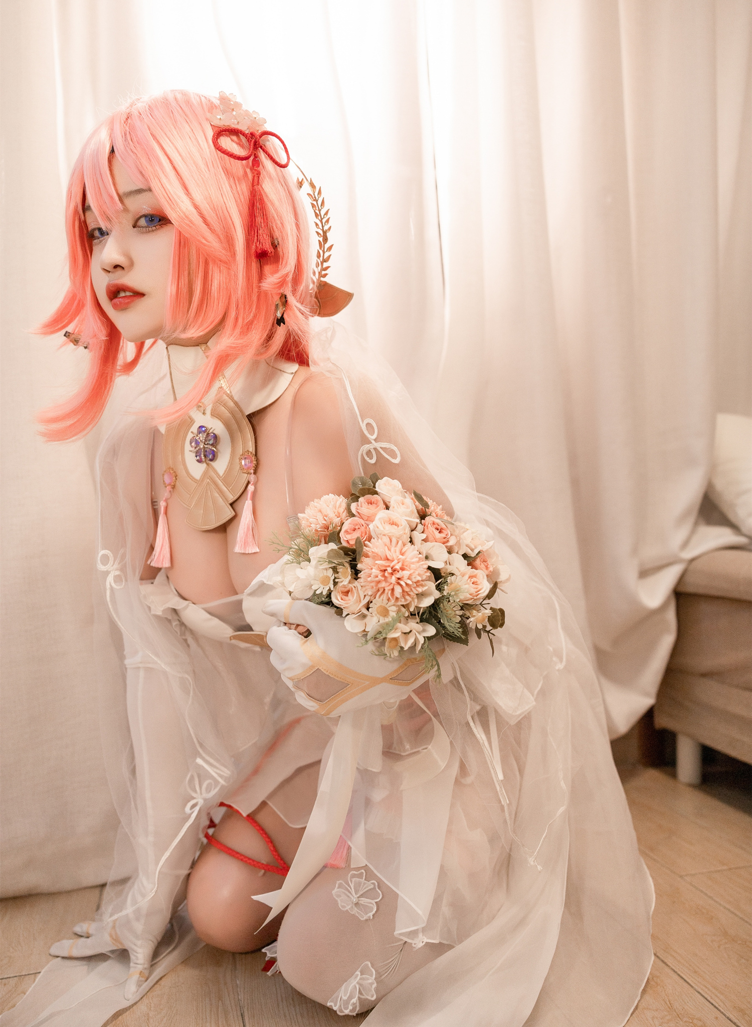 理世爱原神八重神子同人婚纱cosplay4