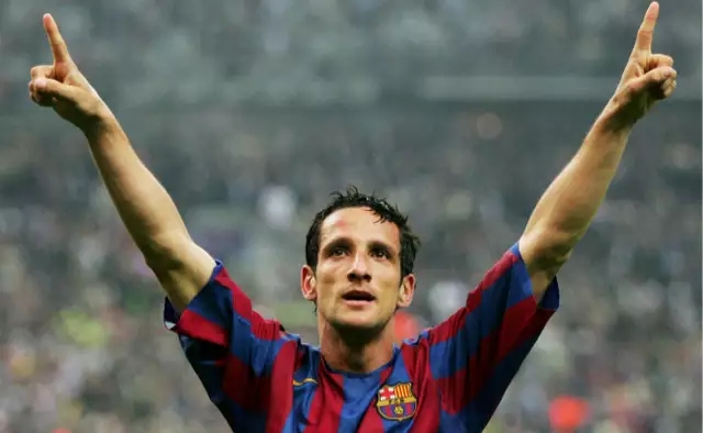 06年欧冠决赛对阿森纳进球后贝莱蒂双手指天