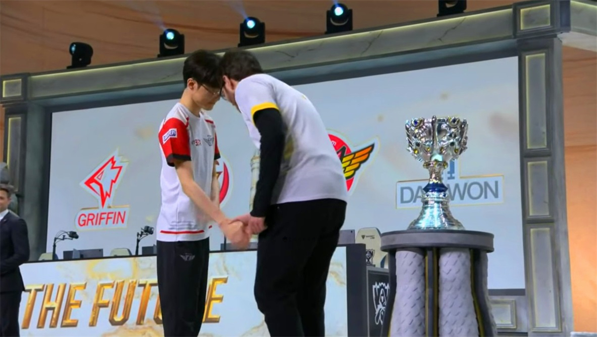 《英雄联盟》世界赛八强抽签不重要,spy打野:我和faker握手了