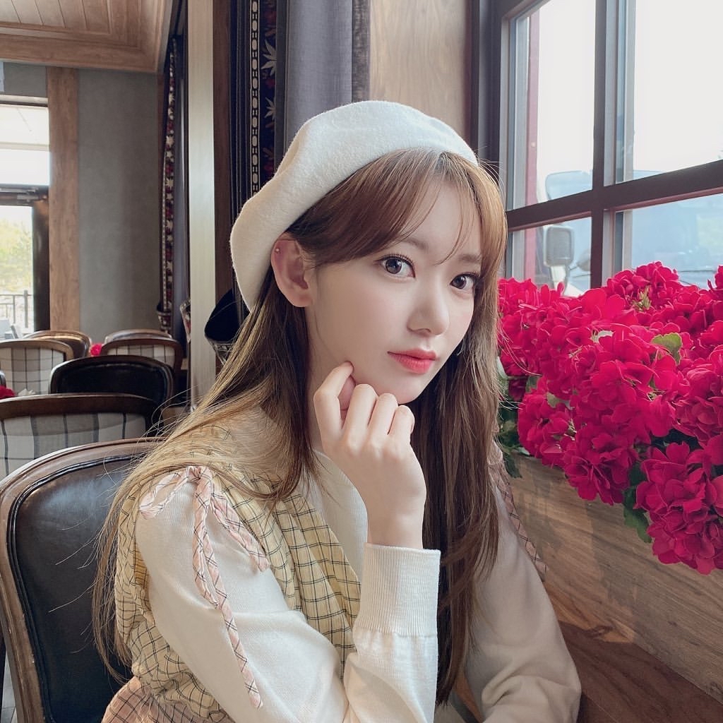 宫脇咲良的限定长发,只存在fiesta时期,虽然还是接发,但仍成为许多