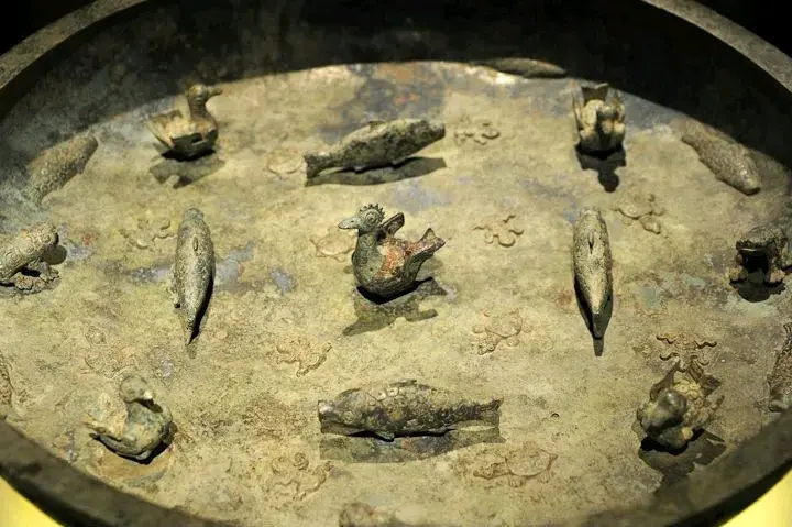 文物展示 春秋子仲姜盘