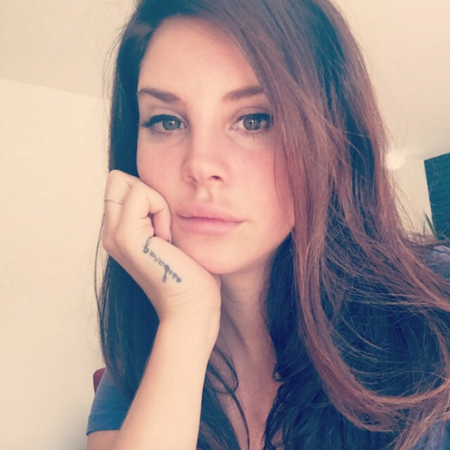 Lana Del Rey 诗集VBBOG翻译 Pt11. My bedroom is a sacred place now 哔哩哔哩