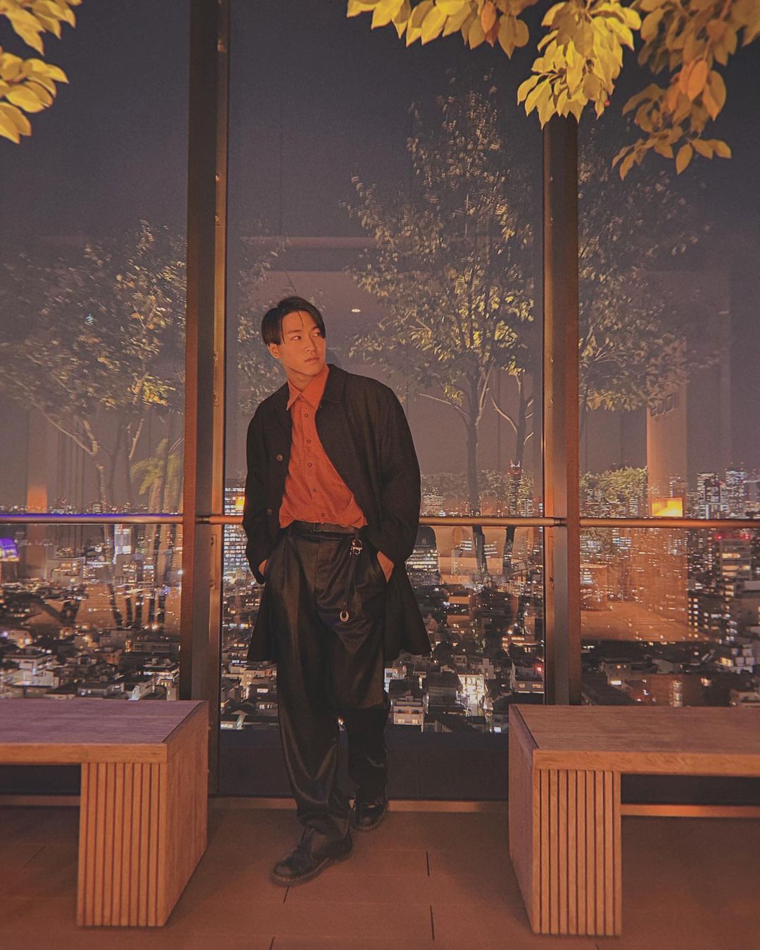 赞多ins图片超全汇总,来看太平洋宽肩和逆天大长腿