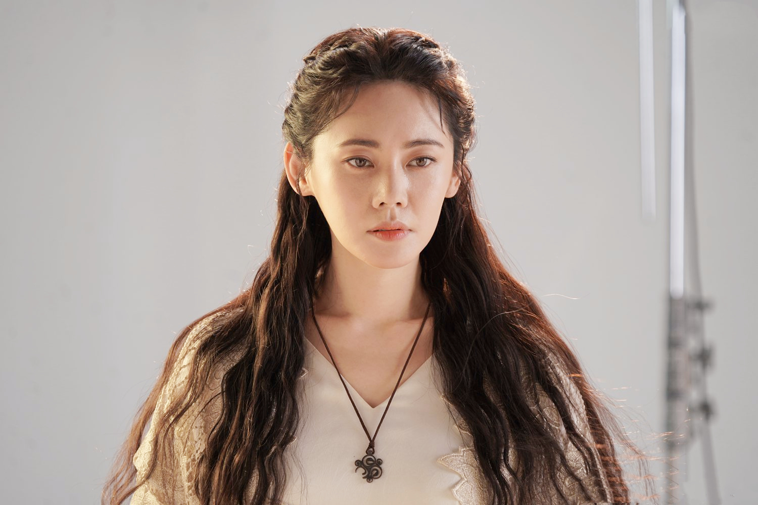 秋瓷炫捐出结婚礼金,帮助等待领养的儿童,童年