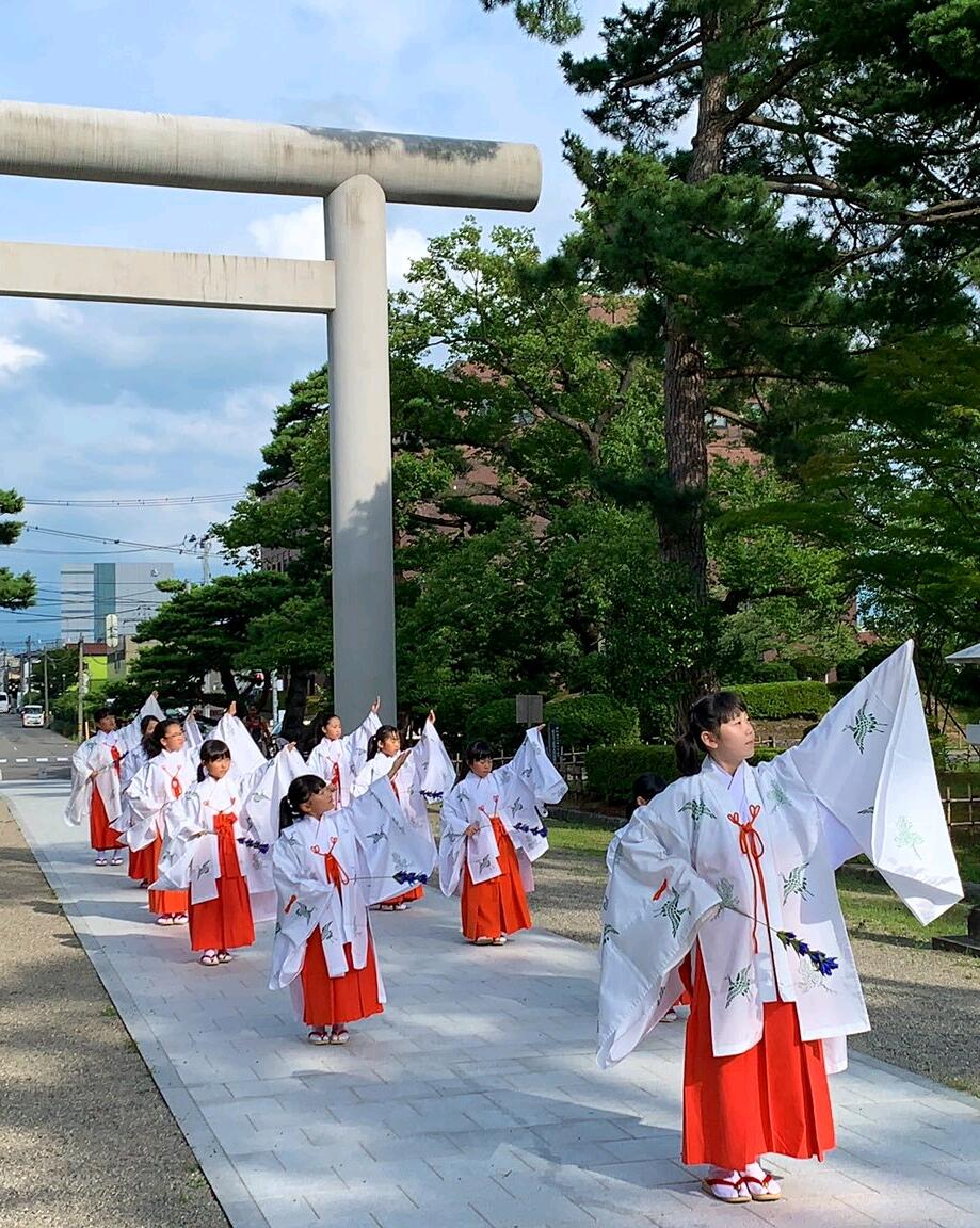 日本神社人员构成 - 哔哩哔哩