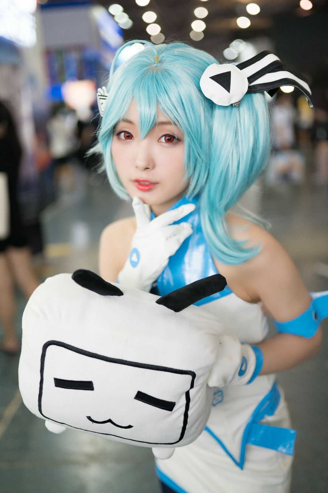 2018ccg 炎炎夏日想做一个省电的 33娘