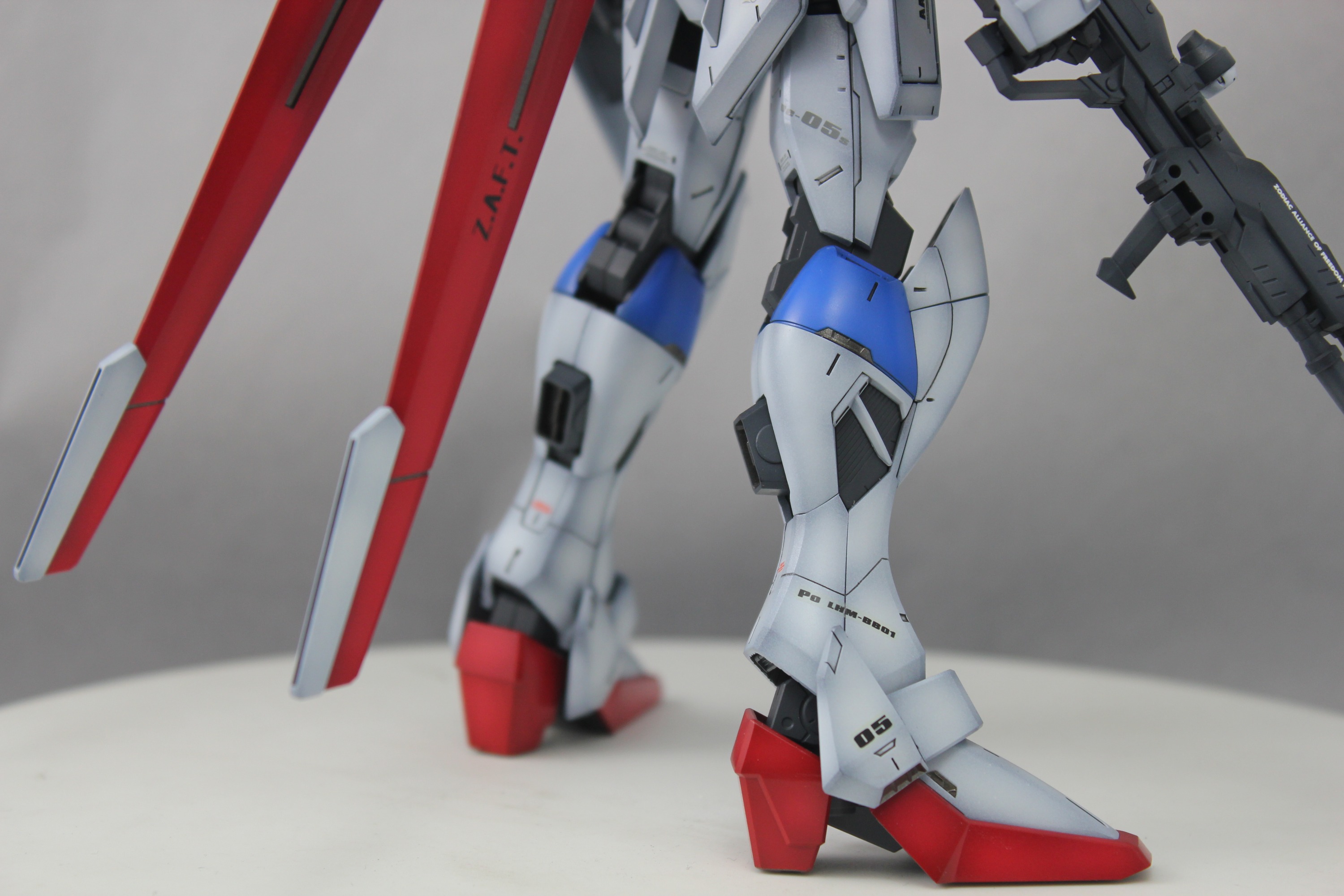 达人佳作mg脉冲高达阴影涂装