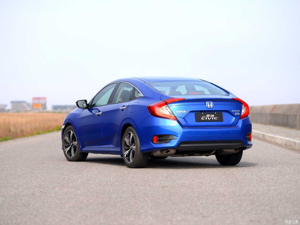 本田思域美版与国内版配置图片对比