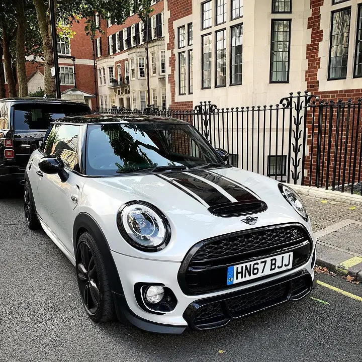 听说mini车友群小姐姐很多 可以拉我进车友群嘛 哔哩哔哩