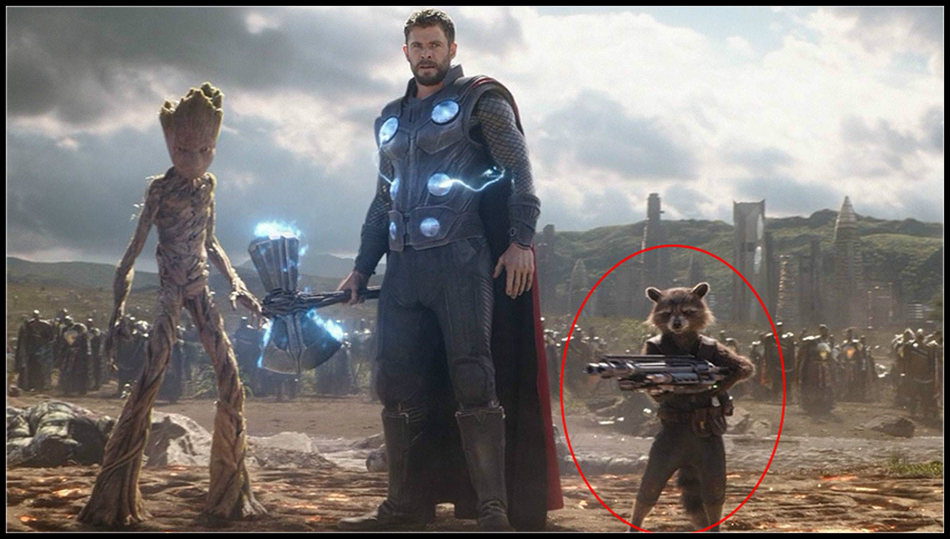 《复联4》美国队长为什么可以使用两把雷神之