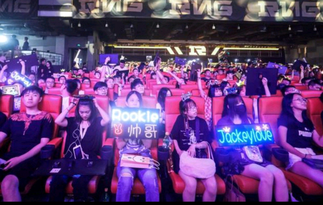 雨燕直播- NBA直播- 足球直播- 世界杯直播 LIVE《王者荣耀》春节直播：乱成一锅粥的“峡谷春晚”引爆全网热潮