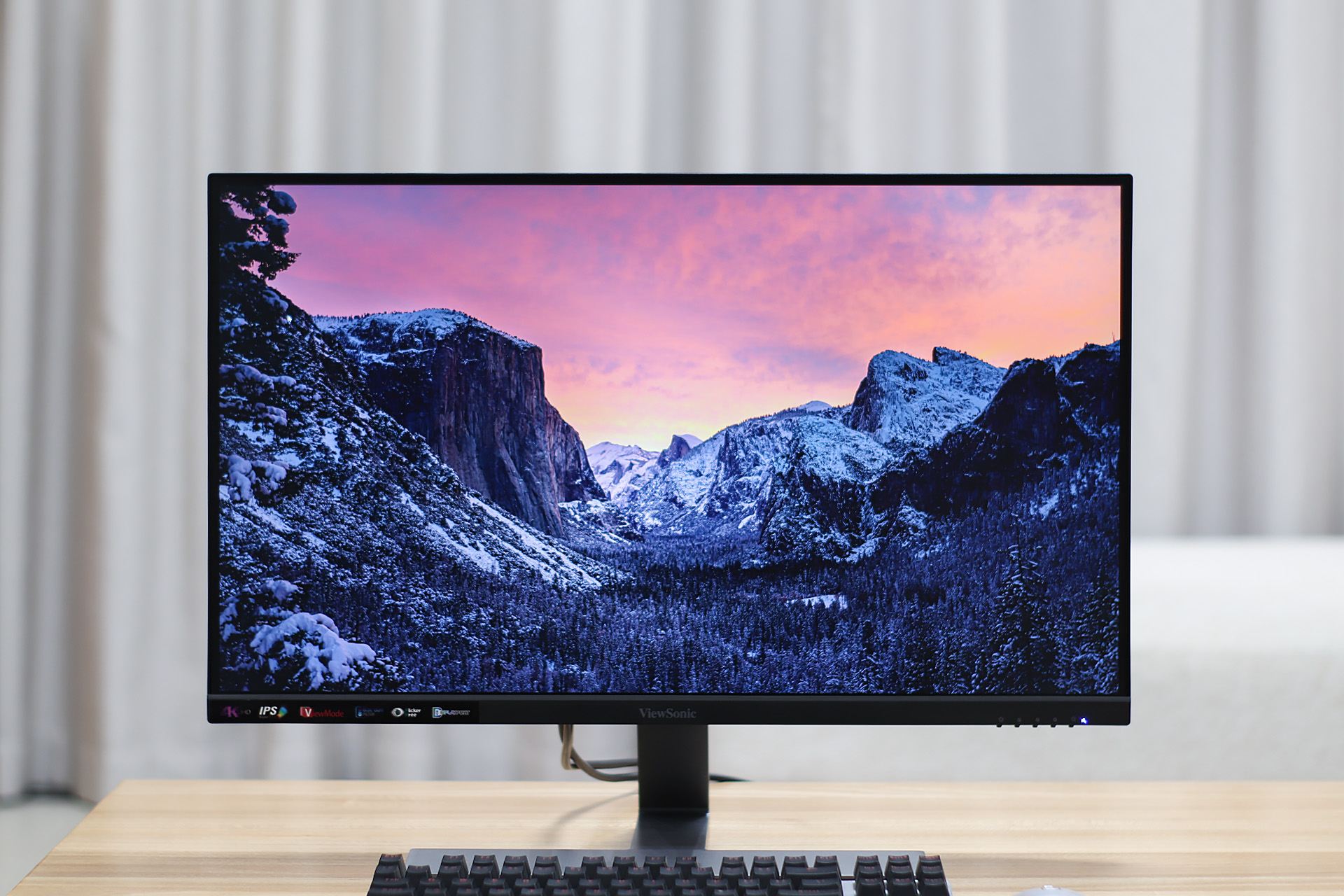 超有性价比的4k分辨率显示器优派vx27714k屏幕体验