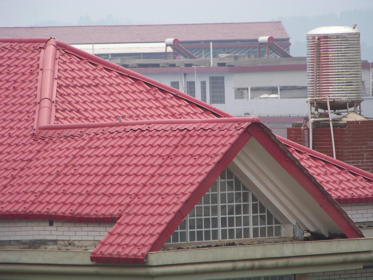 蓝色陶瓷屋面瓦新中式罗曼瓦灰色连锁波纹陶土屋顶瓦片可安装施工-阿里巴巴