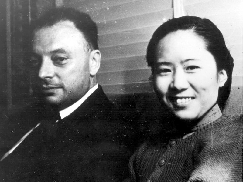中国居里夫人吴健雄身在美国心系中国在科研中实现自我