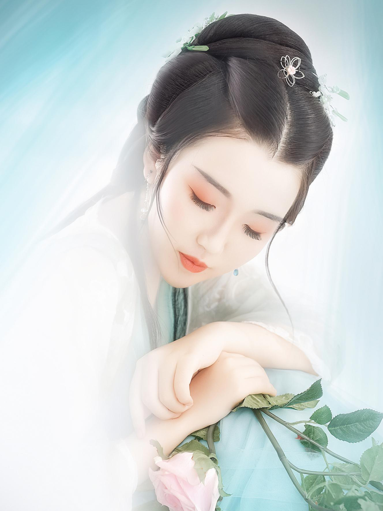 盘子女人坊客片自带少女感古装写真