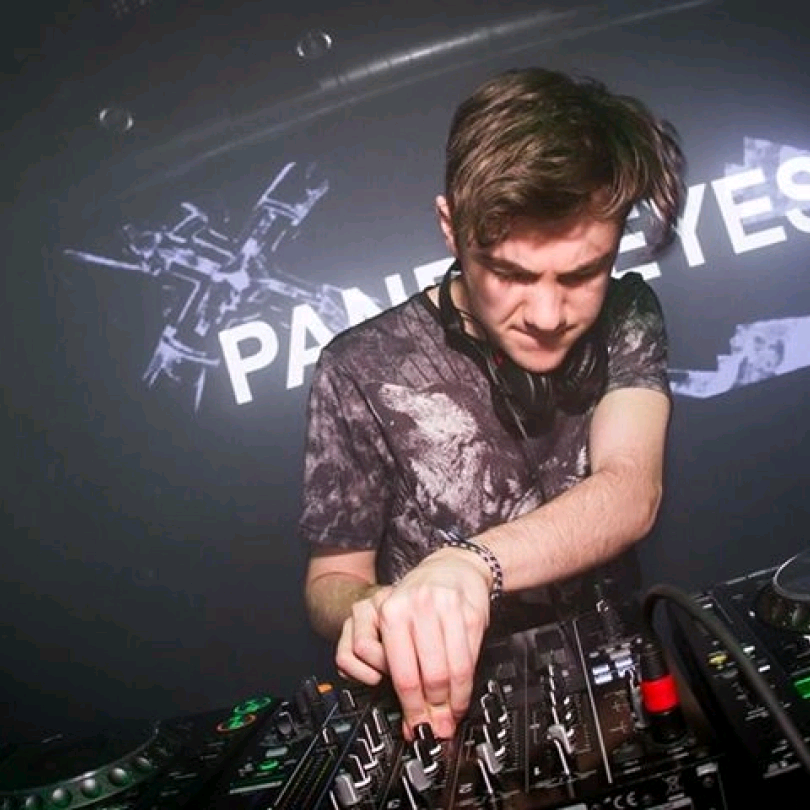 panda eyes和aw的比较,关于我的看法