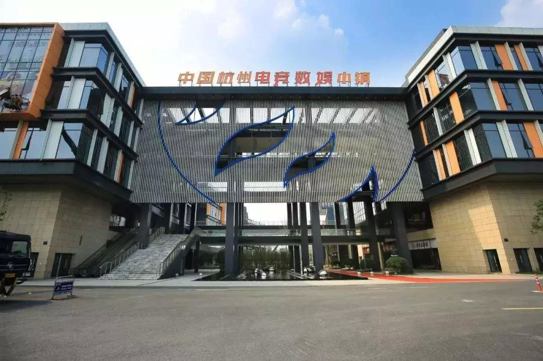 3亿玩家,市场规模超650亿的"屌丝运动"——电子竞技