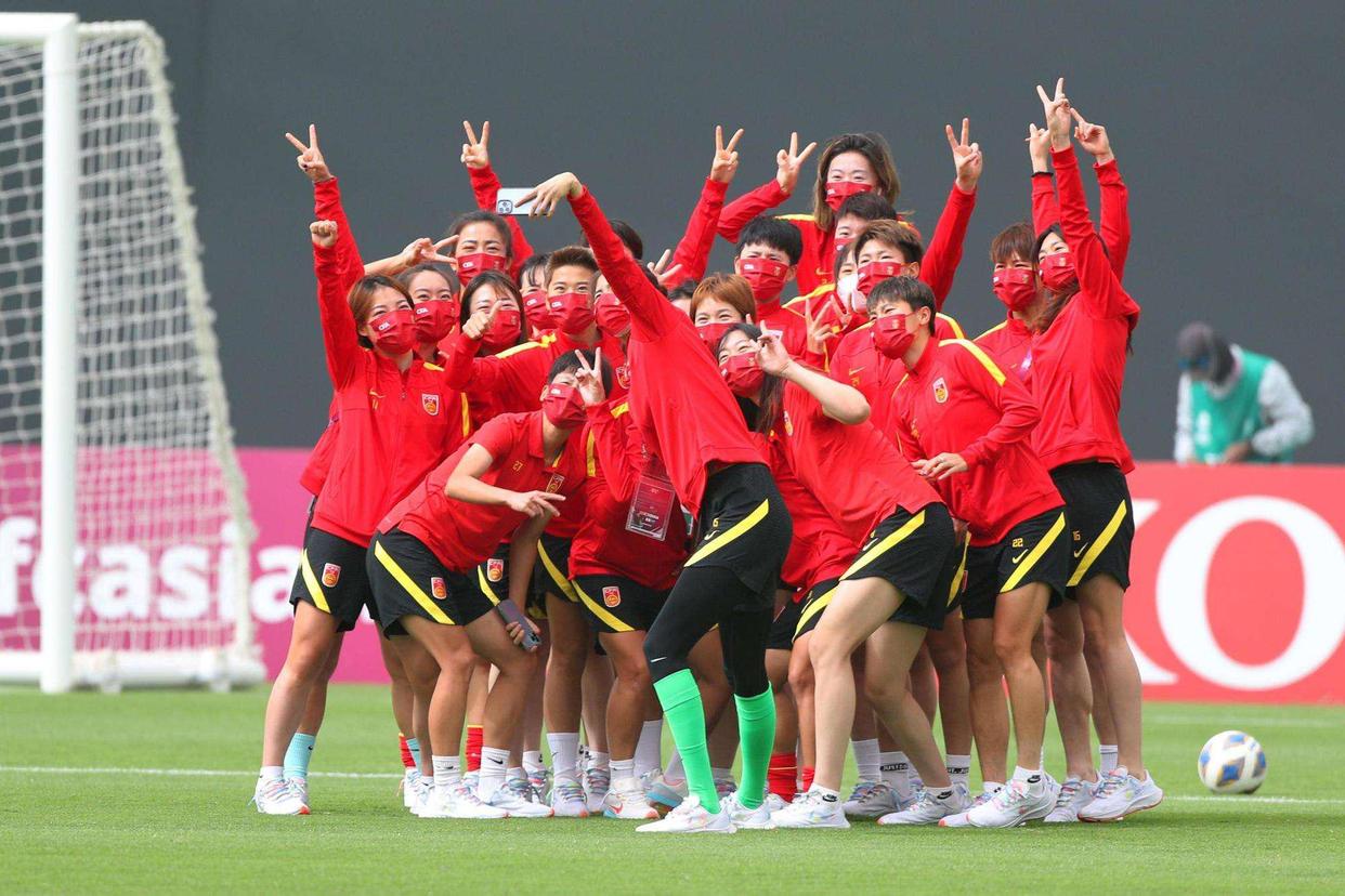 《足球报》：中国女足预计7月4日公布世界杯名单 杨倩、赵瑜洁、沈梦露无缘_全部分类_雷速体育
