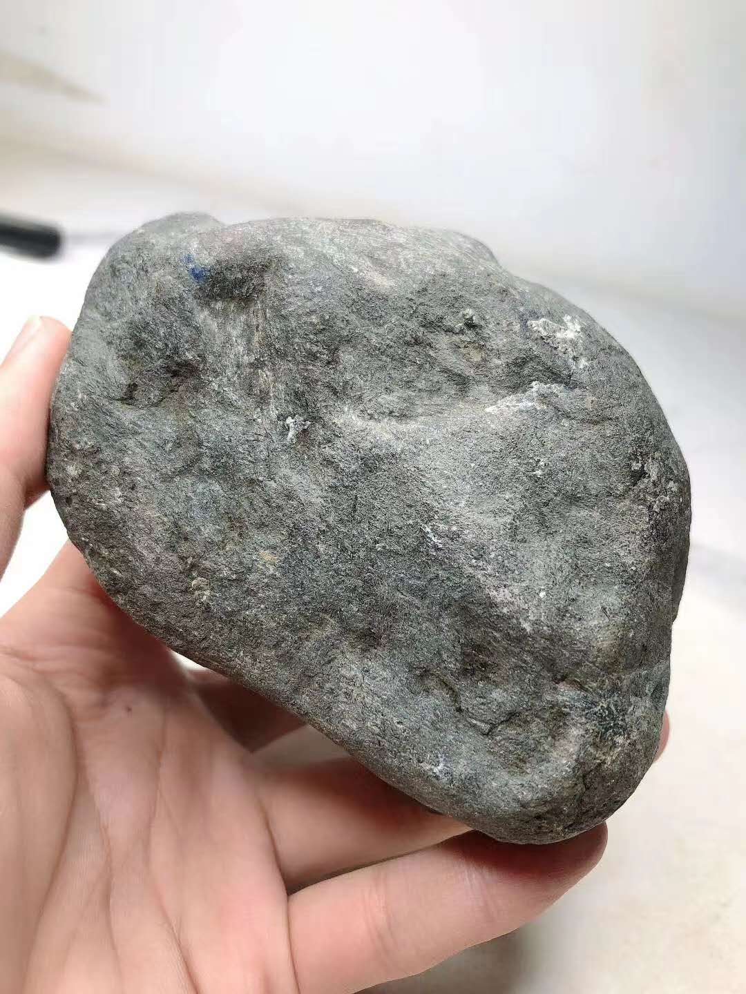 莫西沙手镯料块形规整完美 皮壳老辣 种老肉质细腻 全身翻砂均匀紧致