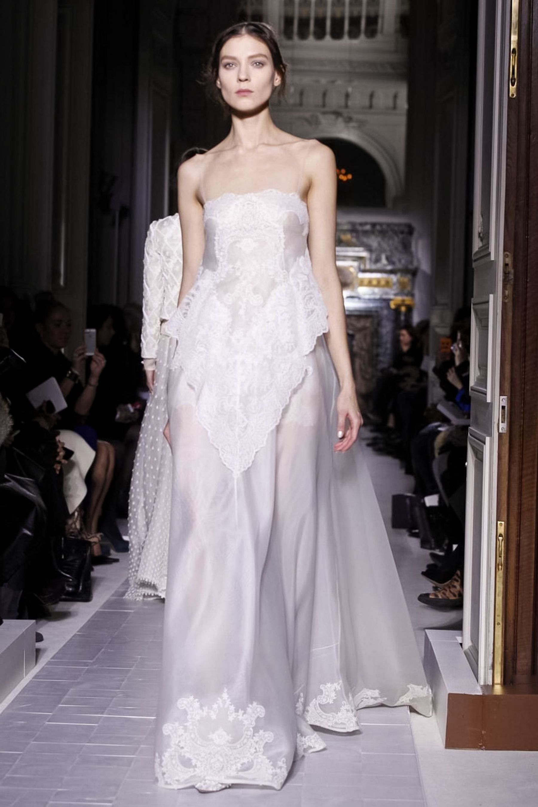 穿花蛱蝶深深见valentino2013春夏高定系列