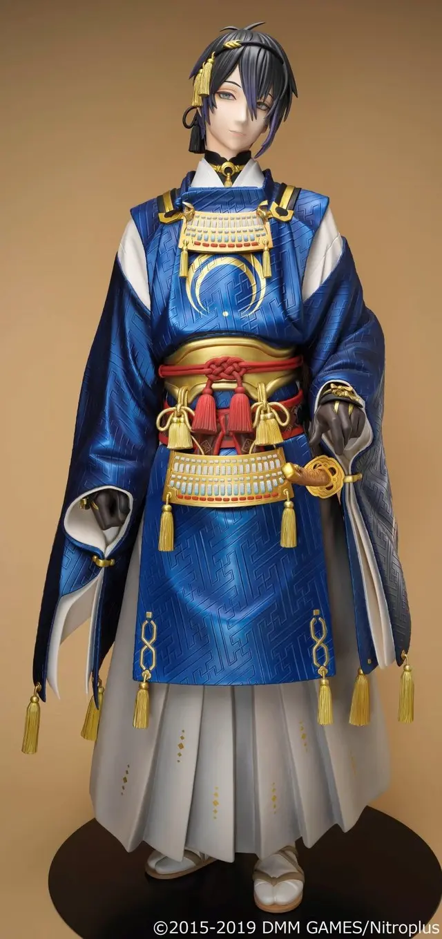 刀剑乱舞 三日月宗近限量 10个 等身手办 哔哩哔哩