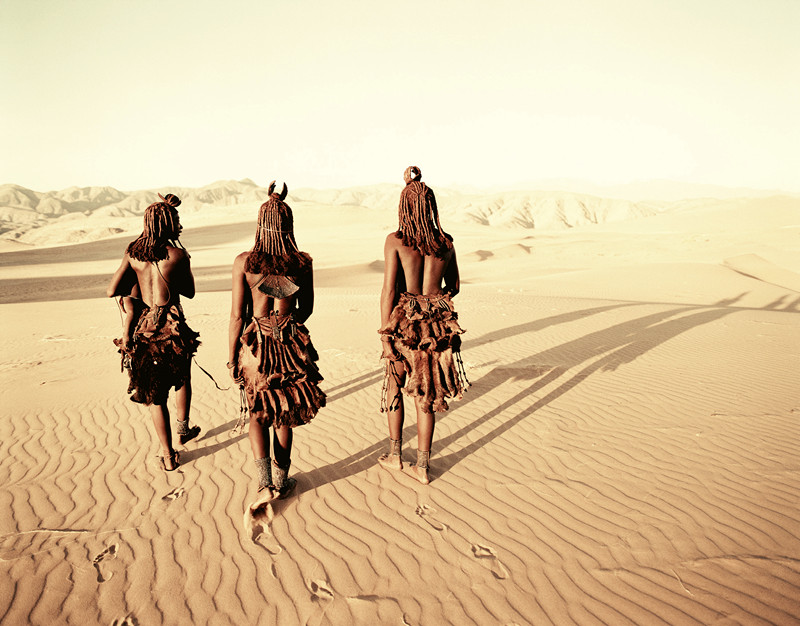 3年时间探访31个原始部落每一张照片背后是缤纷多样的人类文明之美