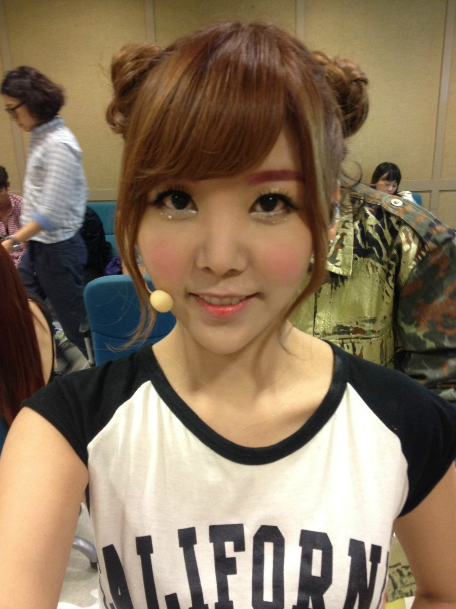 爱她就看她的直播,raina直播剪辑中字合集(持更)