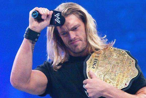 wwe刀锋艾吉近况!训练希莫斯,健身房秀肌肉,欲重返擂台