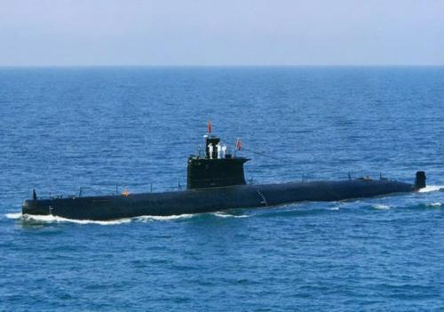 中国早期的035型潜艇