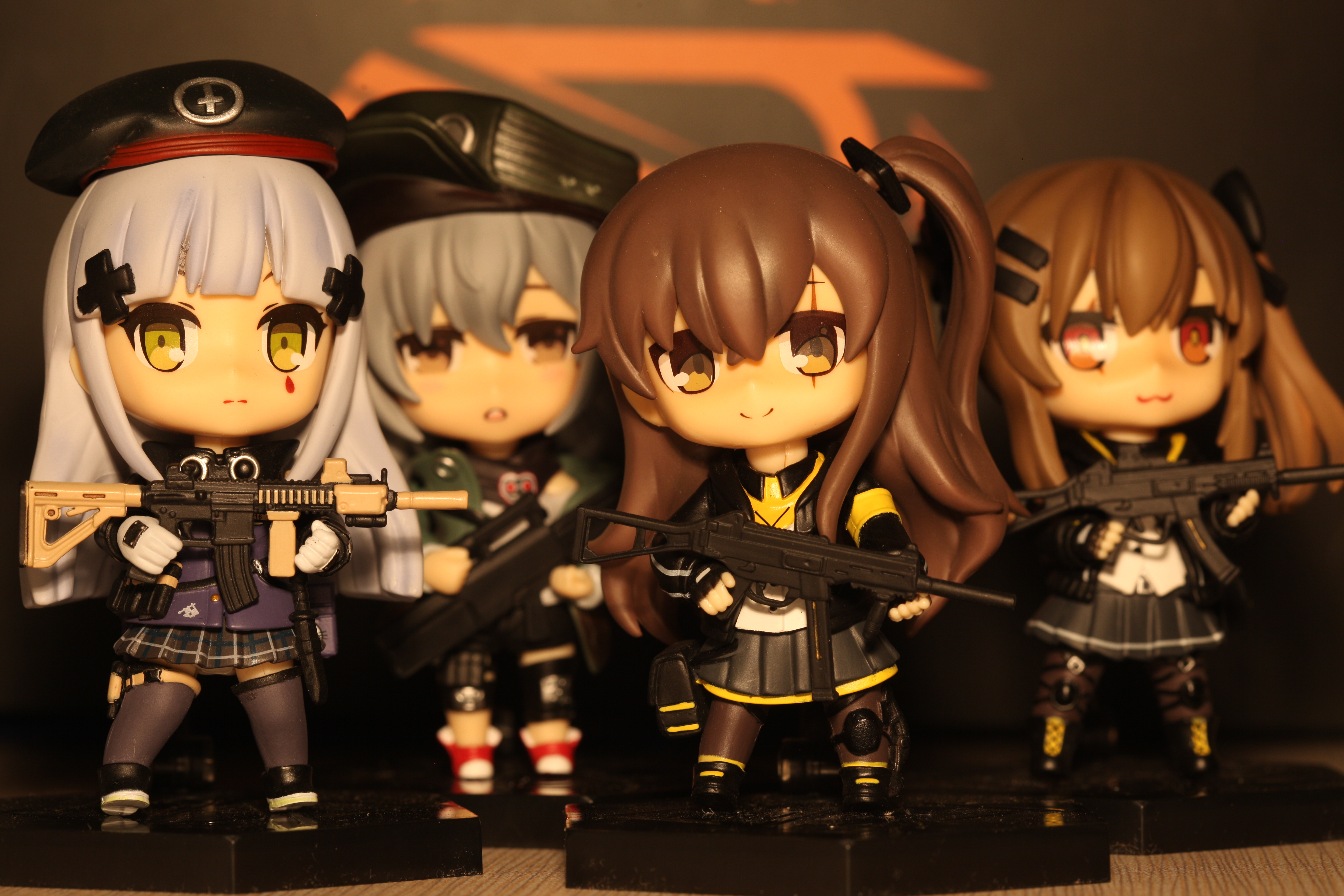 单个光箱照射下的404小队