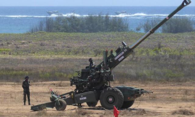 图为印度m777超轻型榴弹炮