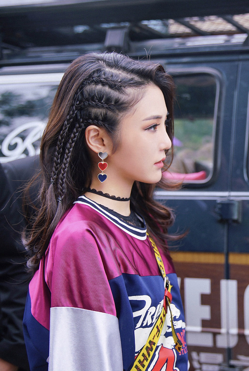 上周出场时,蒂娜(张可盈饰)和金小天(陈晓饰)在酒吧的对手戏让人印象