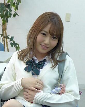 每天分享一个美女——望月瞳(望月あられ) 哔哩哔哩