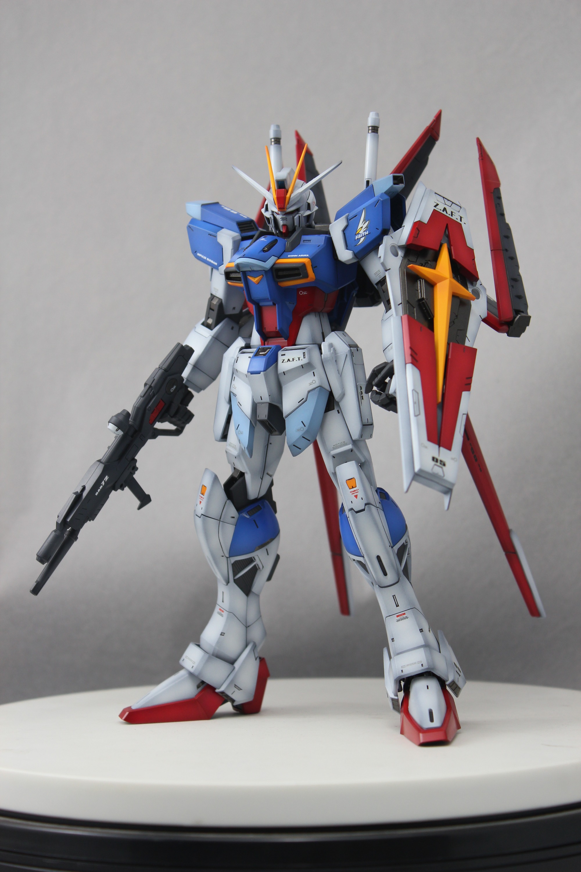 达人佳作mg脉冲高达阴影涂装