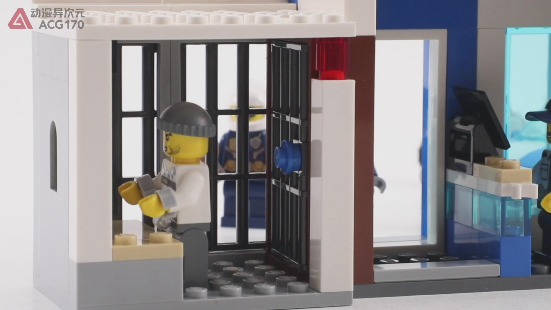 两种形态两种玩法乐高积木城市警察60270形态1图文评测