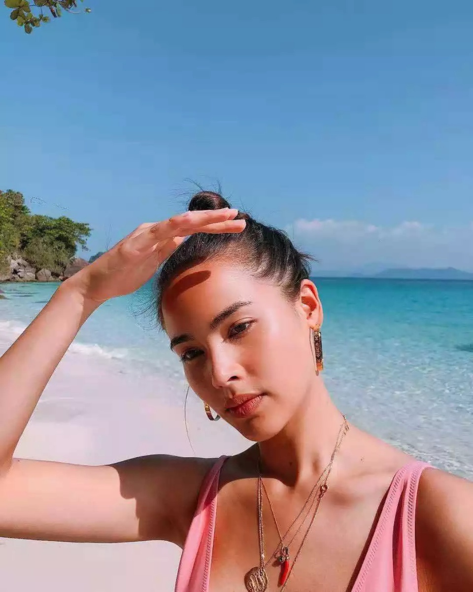 第一则:前几日,拥有超高人气的yaya搭档同台的实力帅气小生nine(小九)