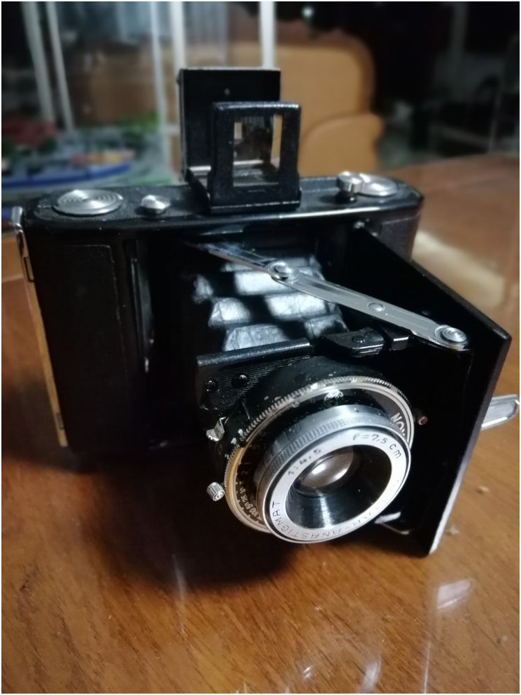 英雄迟暮永不凋零的传统相机1