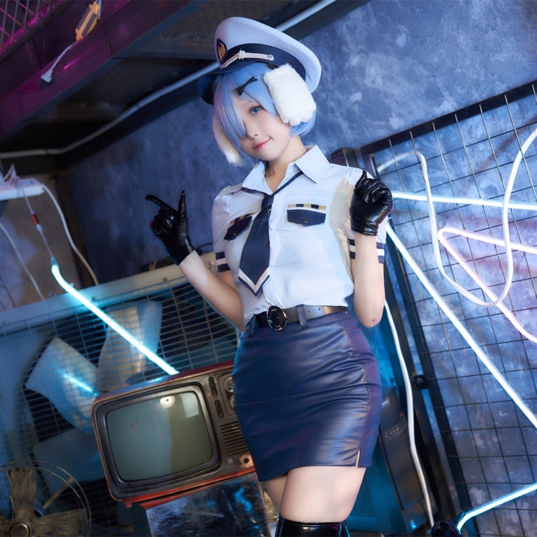 汐殃汐旮旮Re从零开始的异世界生活警服蕾姆Cosplay2